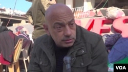 Abdullah Temizyurek, owner of Hatay and Hatay Soz newspapers, tells VOA that four people on his staff lost family members in the earthquake. (Photo: Murat Karabulut/Hatay)