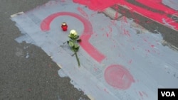 Arhiva - Prefarban natpis "škola" ispred zgrade OŠ "Vladislav Ribnikar" (Foto: Fonet/ Vesna Radović)