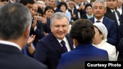 Uzbek President Shavkat Mirziyoyev meets with voters in the Tashkent region, Uzbekistan, July 7, 2023. (president.uz)