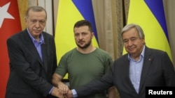 Turkiya, Ukraina va BMT rahbarlari Lvovda uchrashmoqda, 18-avgust, 2022-yil