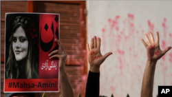 زن، زندگی، آزادی - مهسا امینی - پوستر