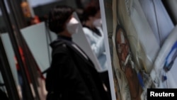 Arhiva - Fotografa Yao Pan Maa u kritičnom stanu u bolnici, nakon što je napadnut 23. aprila 2021. u Harlemu, u Menhetnu, prikazana tokom konferencije za štampu u Njujorku, 27. aprila 2021.