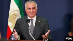 آرشیو- شاهزاده رضا پهلوی در کنفرانس خبری ۲۸ مهر ۱۴۰۱