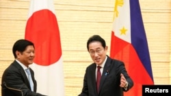 菲律宾总统小马科斯2023年2月9日与日本首相岸田文雄会谈。（路透社）