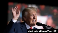 Donald Tramp i dalje ima veliki uticaj na republikanske kandidate i birače.