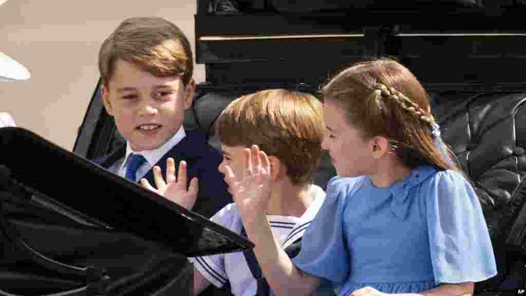 جشن&zwnj;های هفتادمین سالگرد سلطنت ملکه بریتانیا (۱۳ خرداد ۱۴۰۱)