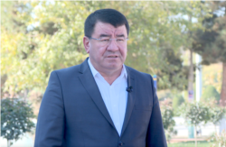 Tura Bobolov, Surkhandarya region's governor, talks to VOA, Termez, Uzbekistan, Nov. 3, 2021.