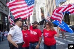 Tramp tarafdorlari Nyu-York shahrida, 3-iyun, 2017-yil.