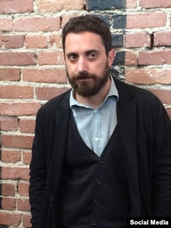 پابلو لارین کارگردان فیلم