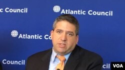 前美国国防部东亚事务副助理部长邓志强（Abraham Denmark，美国之音钟辰芳拍摄）