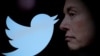 Logo Twitter dan foto Elon Musk dalam ilustrasi yang diambil 27 Oktober 2022 ini. (Foto: REUTERS/Dado Ruvic)