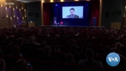 US Whistleblower Snowden Says He Wants Russian Citizenship