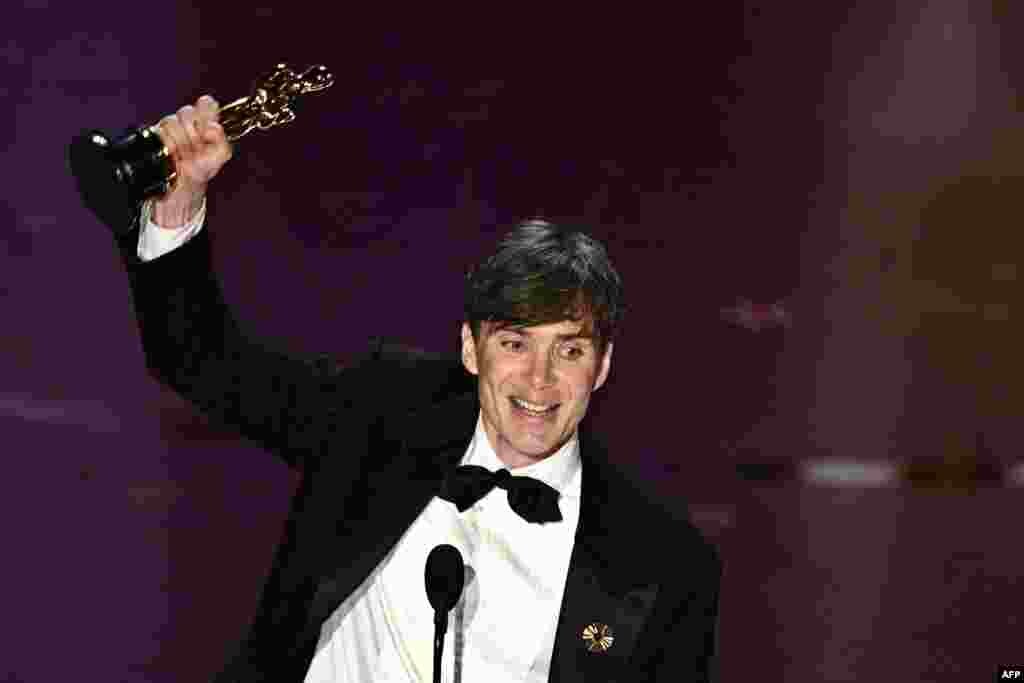 Irish actor Cillian Murphy accepts the award for Best Actor in a Leading Role for "Oppenheimer" onstage during the 96th Annual Academy Awards at the Dolby Theatre in Hollywood, California, on March 10, 2024.