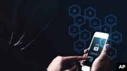 نفوذ به صندوق ورودی جی‌میل، یاهو و اوت‌لوک