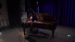 Таїнство підготовки роялів до виступу провідних музикантів світу. Відео