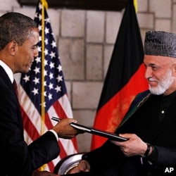 Obama va Karzay, Kobul, 2-may 2012