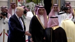 Trump to Muslim Leaders: ‘Drive Out’ Extremists