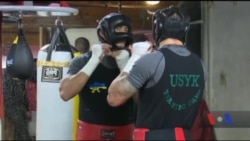 Як Олександр Усик готується до дебютного бою у штаті Каліфорнія. Відео