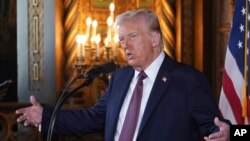 当选总统特朗普在海湖庄园举行记者会。（2025年1月7日）