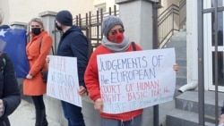 Protest pred sedištem Delegacije Evropske unije u Podgorici "Zajedno za mir"