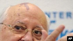Soviet ex-president Mikhail Gorbachev speaks during his press conference in Moscow on August 17, 2011