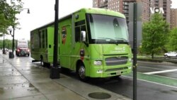 VOA英语视频: 疫情期间限制人们流动的措施有效吗？