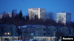 ARHIVA: Zgrada kompanije Konoko Filips u centru Enkoridža na Aljasci, 10. februara 2020.