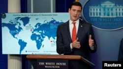 Penasihat Keamanan Dalam Negeri Tom Bossert memberikan keterangan kepada wartawan dalam konferensi Gedung Putih hari Selasa (19/12).