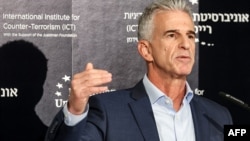 دیوید بارنیا - آرشیو