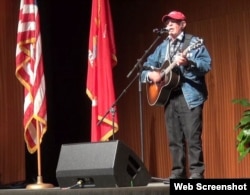 When Country Joe McDonald sang his anti-Vietnam war protest song, I Feel Like I’m Fixin’ to Die Rag, at the Woodstock Festival in upstate New York in August 1969, it drew loud cheers and soon became one of the main anthems of the anti-war movement.