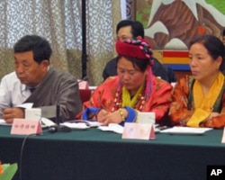 出席會議的藏族代表