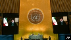 ابراهیم رئیسی، رئیس جمهوری ایران، در حال سخنرانی از پیش ضبط شده در نشست سالانه مجمع عمومی سازمان ملل؛ سه شنبه ۳۰ شهریور ۱۴۰۰