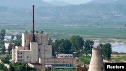 Yonbyon reaktori, 2008-yilda olingan fotosurat, Shimoliy Koreya