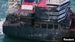 Повреждения танкера Stena Immaculate после столкновения с грузовым судном у северо-восточного побережья Англии, Великобритания, 11 марта 2025 года.