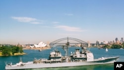 미 해군의 유도미사일순양함 USS 벙커힐.