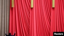 中国十四届全国人大一次会议3月13日于北京人民大会堂闭幕。（路透社）
