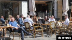 Lekari upozoravaju na četvrti talas infekcije na jesen u Srbiji