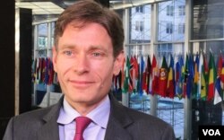 FILE - Assistant Secretary of State for Democracy, Human Rights, and Labor Tom Malinowski (N. Ching/VOA)