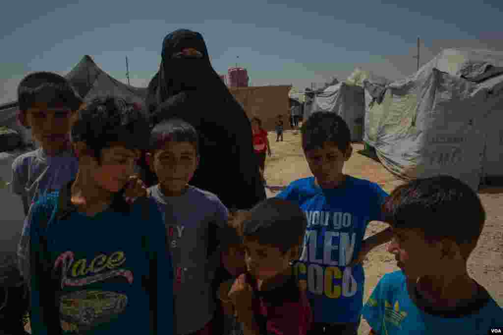 At least 50,000 children are detained at al-Hol with their mothers. Many of them are sons and daughters of IS fighters who died or are in prison, in al Hol, Aug. 26, 2019. (Yan Boechat/VOA)