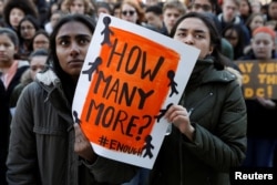 Učesnici Nacionalnog dana školskih protesta u Njujorku