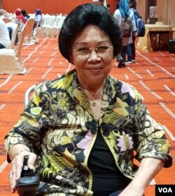 Mantan Sekretaris Nasional Komisi Penanggulangan AIDS yang juga Mantan Menkes, Nafsiah Mboi. (VOA/Fathiyah)