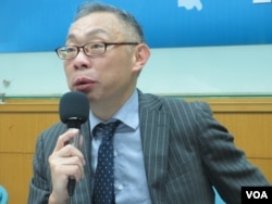 台湾师范大学政治系教授范世平 （美国之音张永泰拍摄）