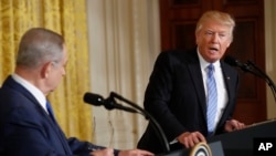 Predsednik Donald Tramp govori na konferenciji za novinare sa izraelskim premijerom Benjaminom Netanjahuom