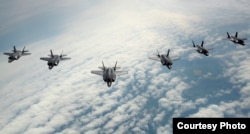 美国空军2017年5月2日实施F-35战机集体训练（美国空军照片)