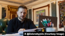 ولودیمیر زلنسکی، رئیس‌جمهوری اوکراین - آرشیو