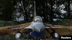 Истребитель F-16, состоящий на вооружении ВСУ (архивное фото) 