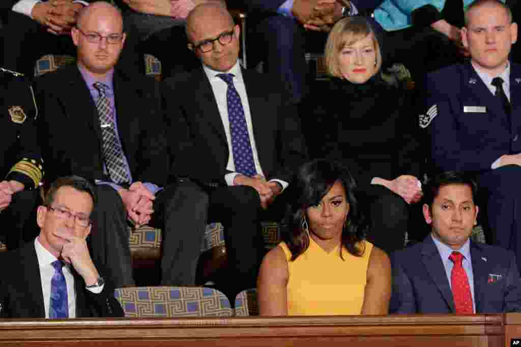 Mishel Obama, prezident rafiqasi, Kongressda qonunchilar orasida