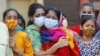 Porodica preminulog od Kovida 19 u Indiji