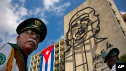 Kuba poytxti Gavanadagi Che Gevara tasviri tushirilgan Inqilob maydoni. 