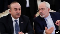 Antalyadagi uchrashuv paytida. Turkiya va Eron tashqi ishlar vazirlari